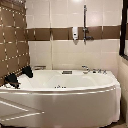 Homestay Melaka B Lagoon Studio Apartment Free Waterpark Tickets Kampong Bukit Beruang Eksteriør bilde